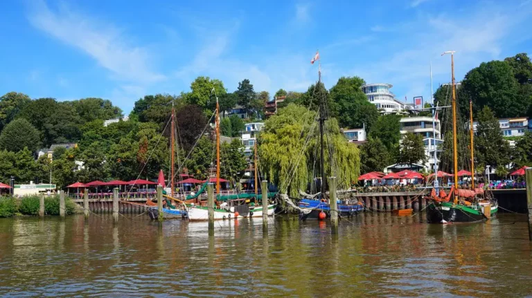 Hamburg für Verliebte – Die romantischsten Orte für Tag und Nacht