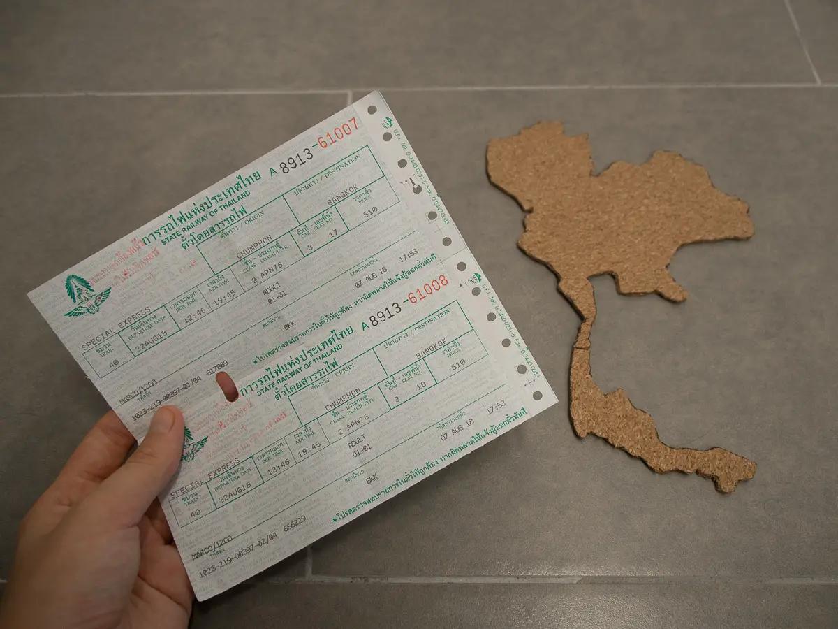 Zwei thailändische Zugtickets